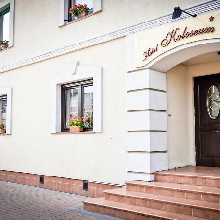 Hotel Koloseum Turek Buitenkant foto
